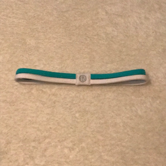 3/35 NWOT Lululemon Two Colour Reflective Headband - Picture 1 of 2